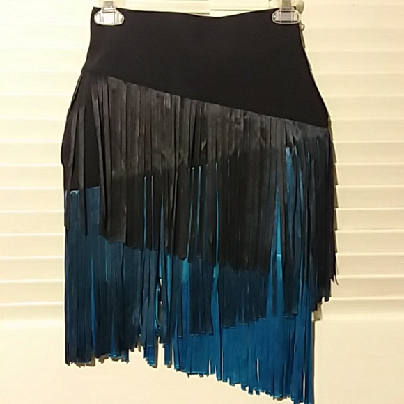 NWT. Gold Label WOW Couture Fringe Skirt - Picture 1 of 6